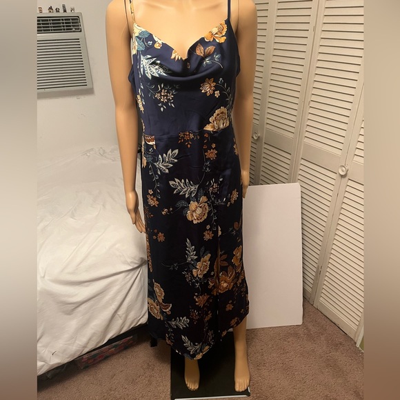 Floral Satin Material Dress - Picture 2 of 6